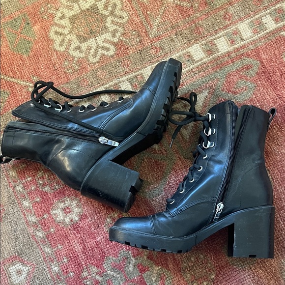 Marc Fisher, Black Lace-Up Boots, size 7 - Picture 4 of 9